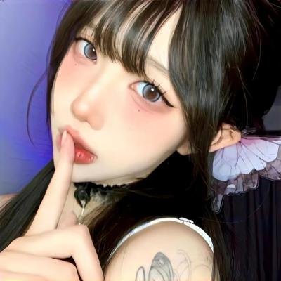 老婆跑路我傻五年，女儿把我宠成神